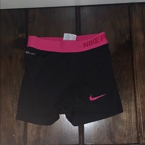 Nike Shorts - nike spandex Nike Shorts - nike spandex